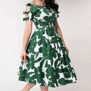 Unique Vintage Selma floral bow sleeve swing dress green & white